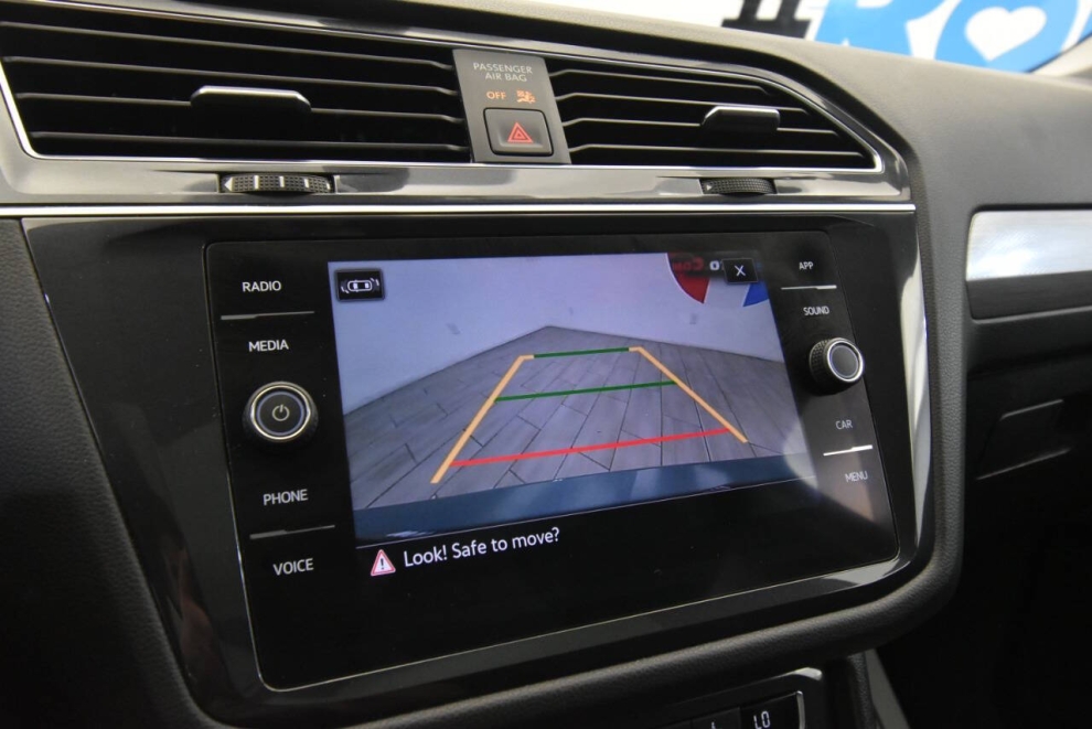 2021 Volkswagen Tiguan SE 4Motion, Teal, Mileage: 44,397 - photo 23
