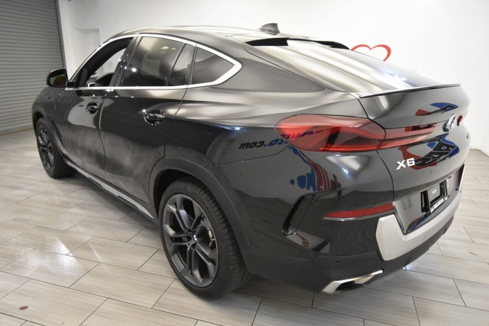 2023 BMW X6 xDrive40i AWD 4dr Sports Activity Coupe, Black, Mileage: 15,153 - photo 2