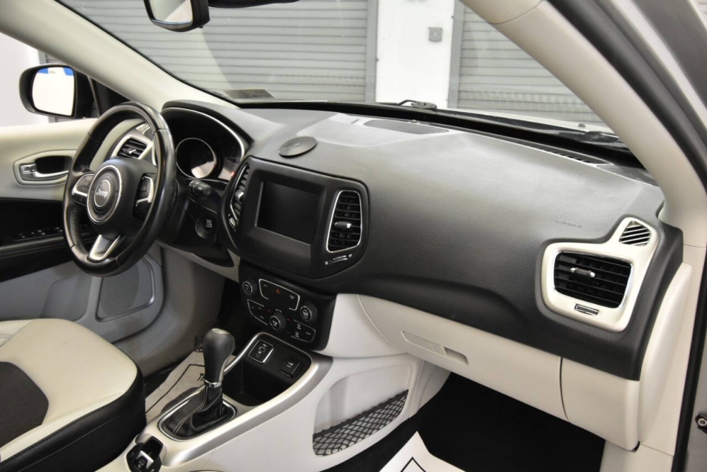 2019 Jeep Compass Latitude, Silver, Mileage: 76,861 - photo 13