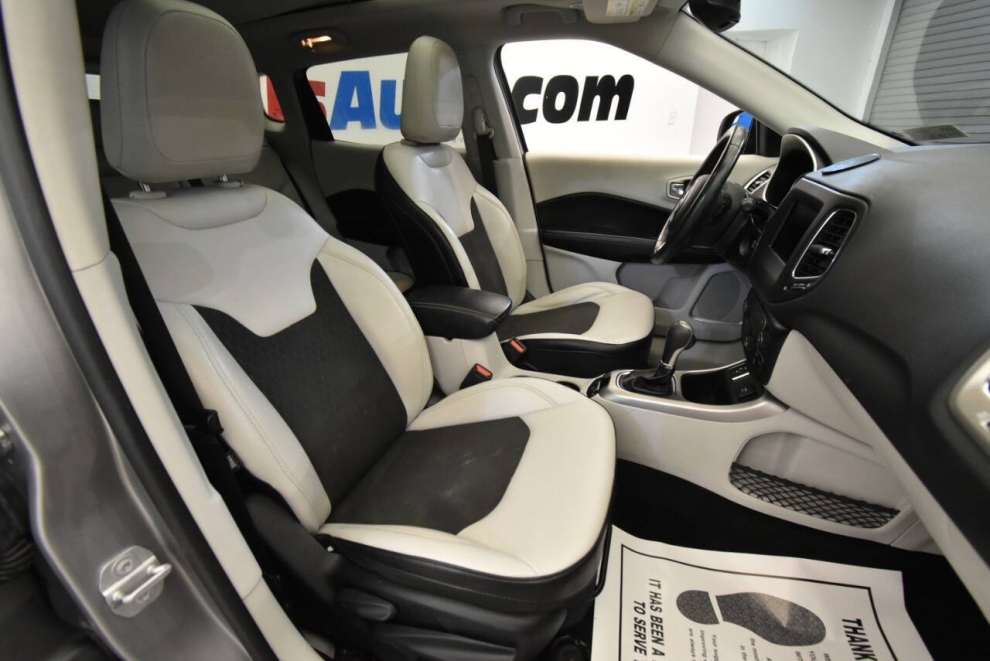 2019 Jeep Compass Latitude, Silver, Mileage: 76,861 - photo 14