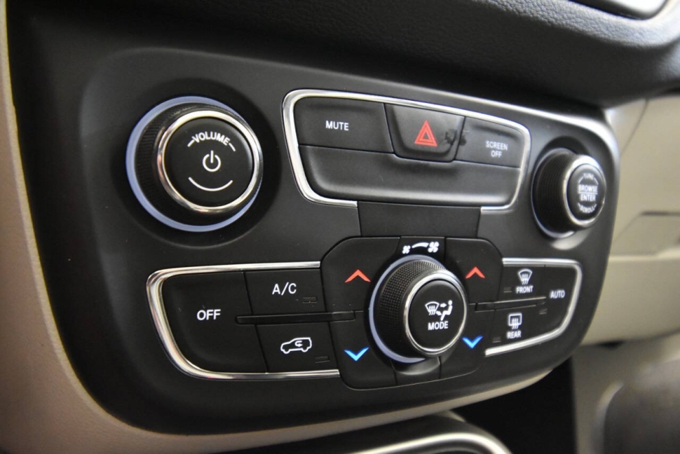 2019 Jeep Compass Latitude, Silver, Mileage: 76,861 - photo 20