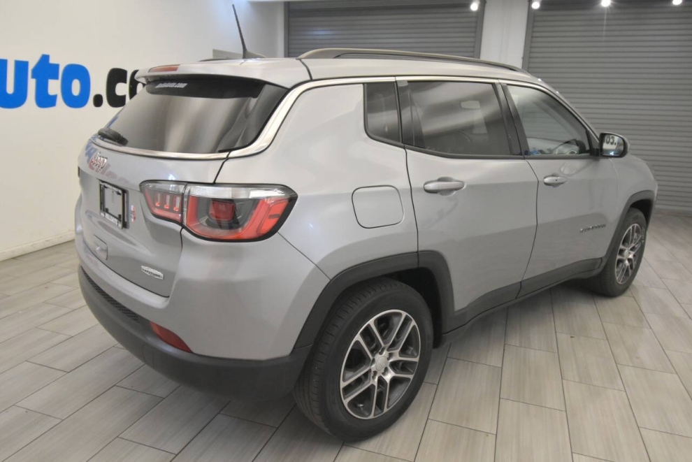 2019 Jeep Compass Latitude, Silver, Mileage: 76,861 - photo 3