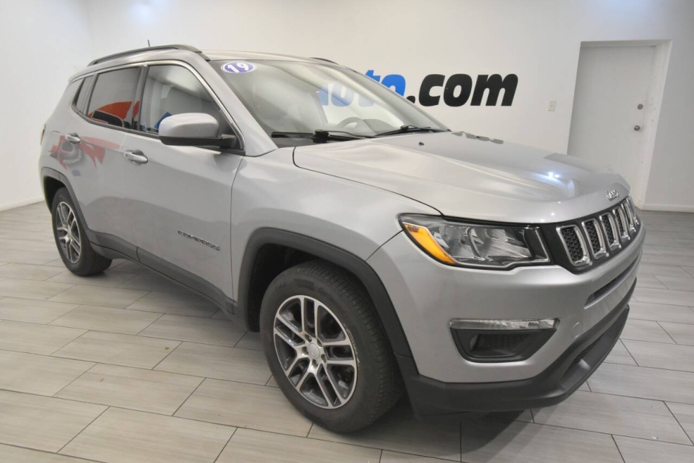 2019 Jeep Compass Latitude, Silver, Mileage: 76,861 - photo 5