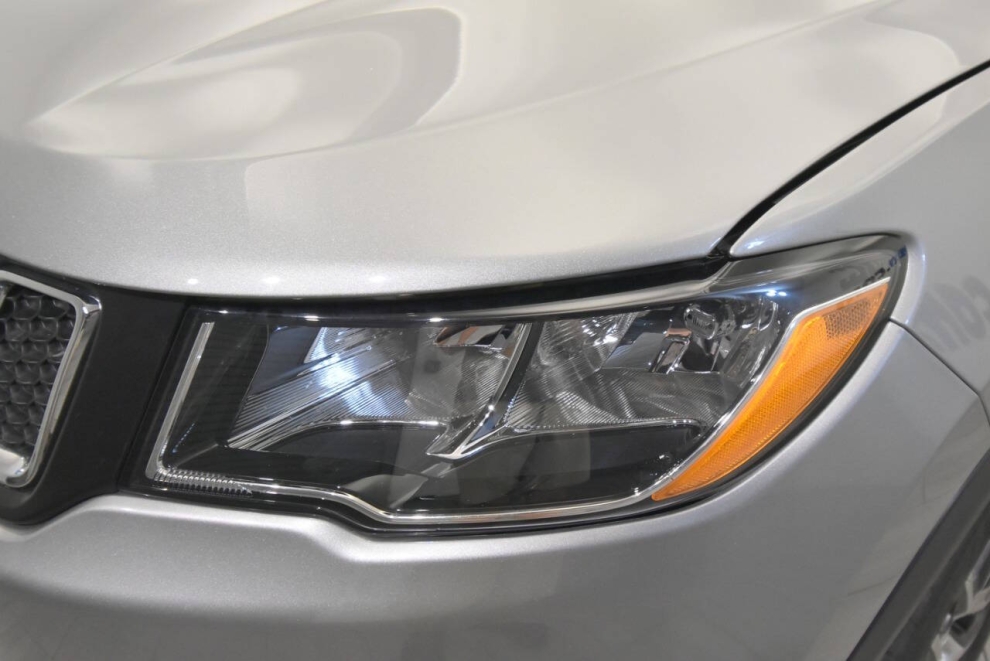 2019 Jeep Compass Latitude, Silver, Mileage: 76,861 - photo 6