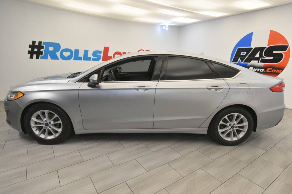 2020 Ford Fusion SE 4dr Sedan, Silver, Mileage: 79,215 - photo 1