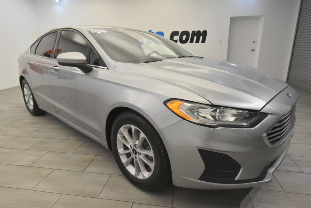 2020 Ford Fusion SE 4dr Sedan, Silver, Mileage: 79,215 - photo 6