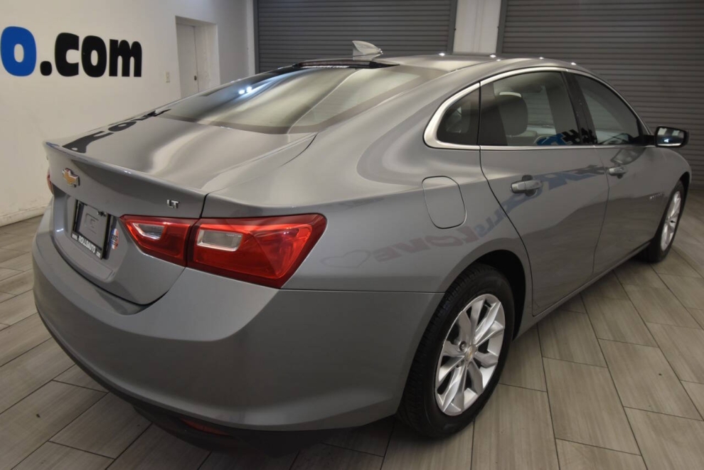 2023 Chevrolet Malibu LT 4dr Sedan w/1LT, Gray, Mileage: 92,789 - photo 4