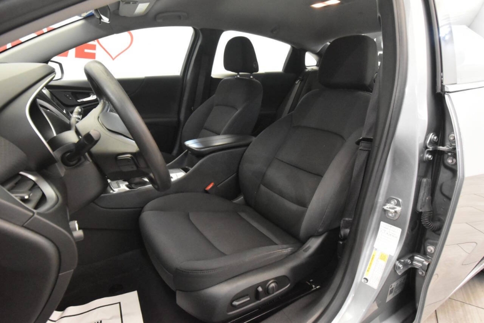 2023 Chevrolet Malibu LT 4dr Sedan w/1LT, Gray, Mileage: 92,789 - photo 9