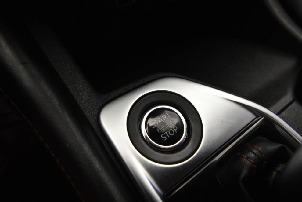 2021 Nissan Sentra SR 4dr Sedan, W, Mileage: 78,101 - photo 18