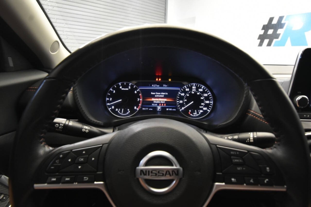 2021 Nissan Sentra SR 4dr Sedan, W, Mileage: 78,101 - photo 24
