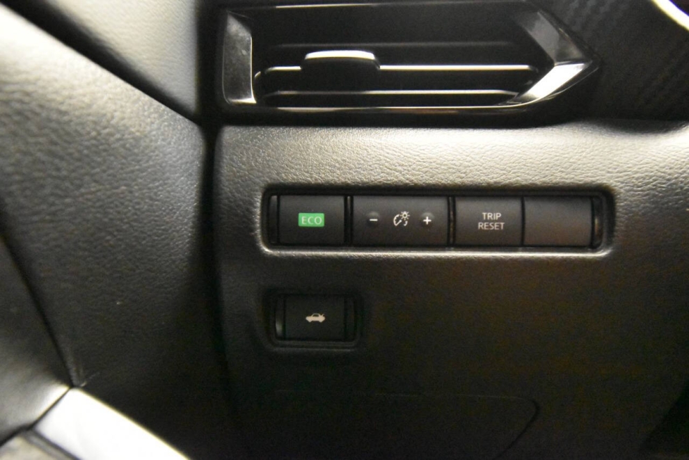 2021 Nissan Sentra SR 4dr Sedan, W, Mileage: 78,101 - photo 28