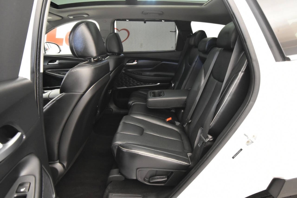 2023 Hyundai Santa Fe Limited AWD 4dr Crossover, White, Mileage: 61,262 - photo 12