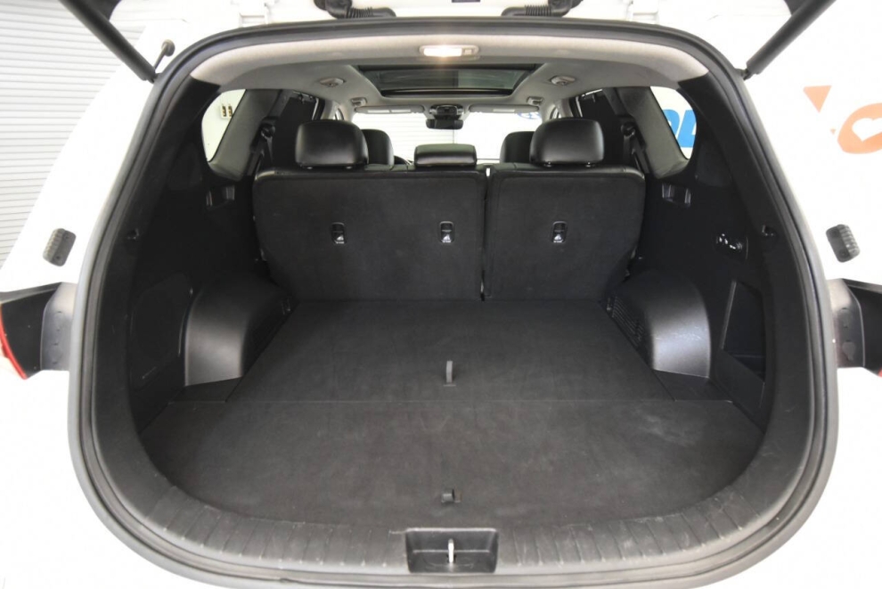 2023 Hyundai Santa Fe Limited AWD 4dr Crossover, White, Mileage: 61,262 - photo 34