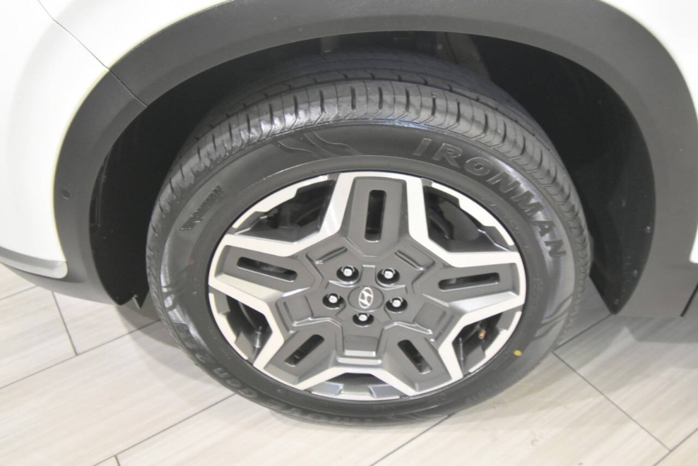 2023 Hyundai Santa Fe Limited AWD 4dr Crossover, White, Mileage: 61,262 - photo 8