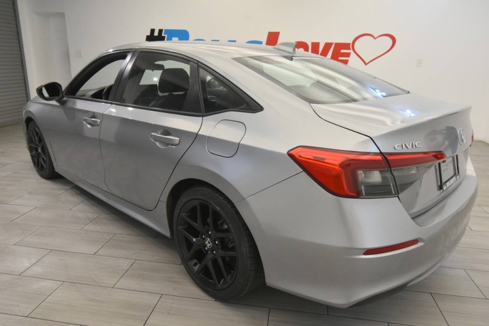 2022 Honda Civic Sport 4dr Sedan, Plata, Mileage: 54,561 - photo 2