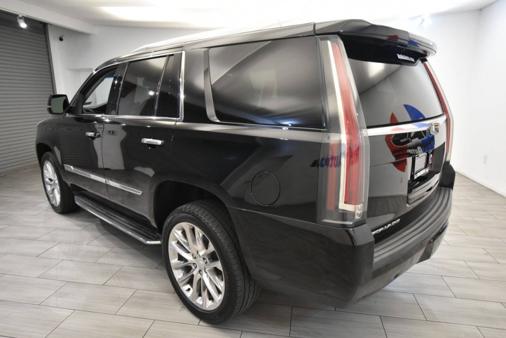2017 Cadillac Escalade Luxury 4x4 4dr SUV, Black, Mileage: 83,961 - photo 2