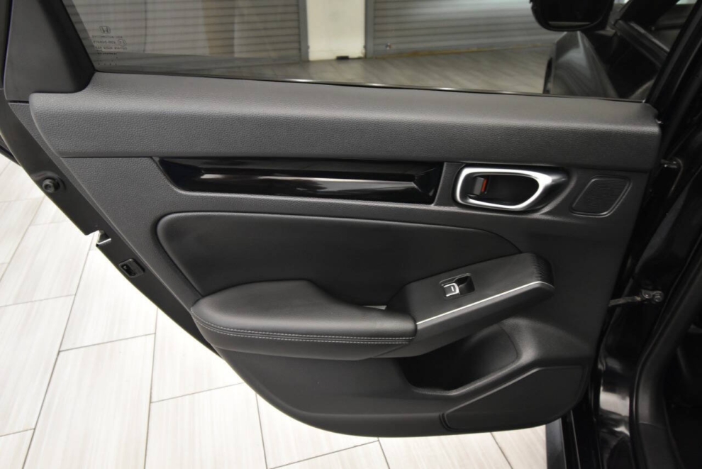 2022 Honda Civic Sport Touring 4dr Hatchback CVT, Black, Mileage: 84,369 - photo 13