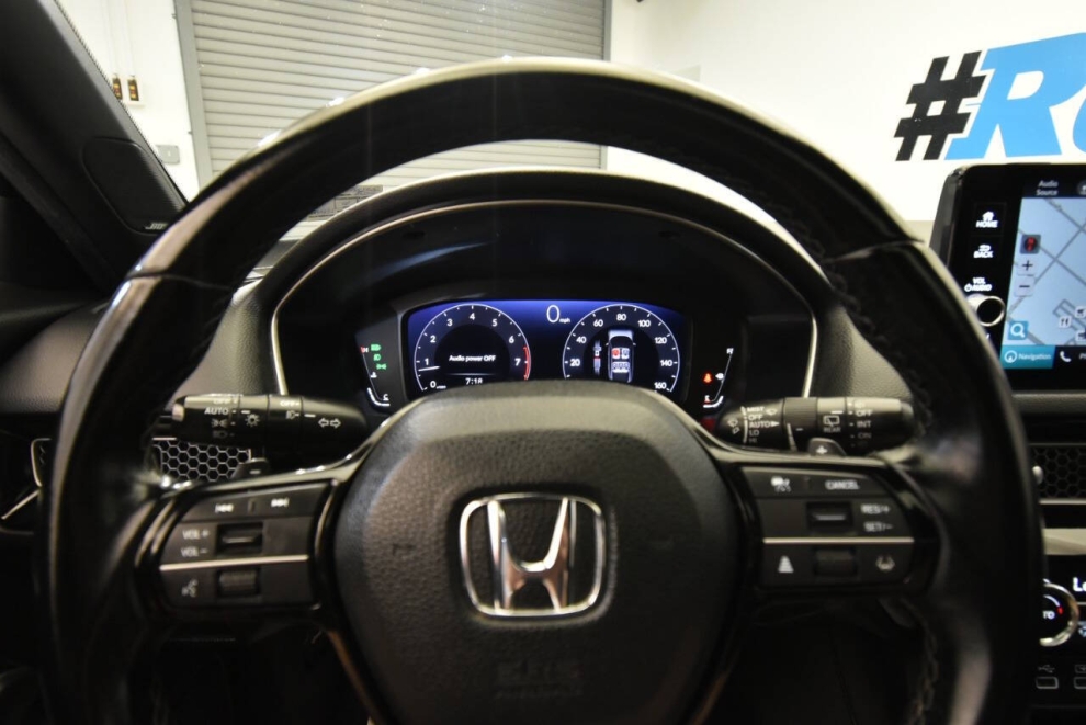 2022 Honda Civic Sport Touring 4dr Hatchback CVT, Black, Mileage: 84,369 - photo 25