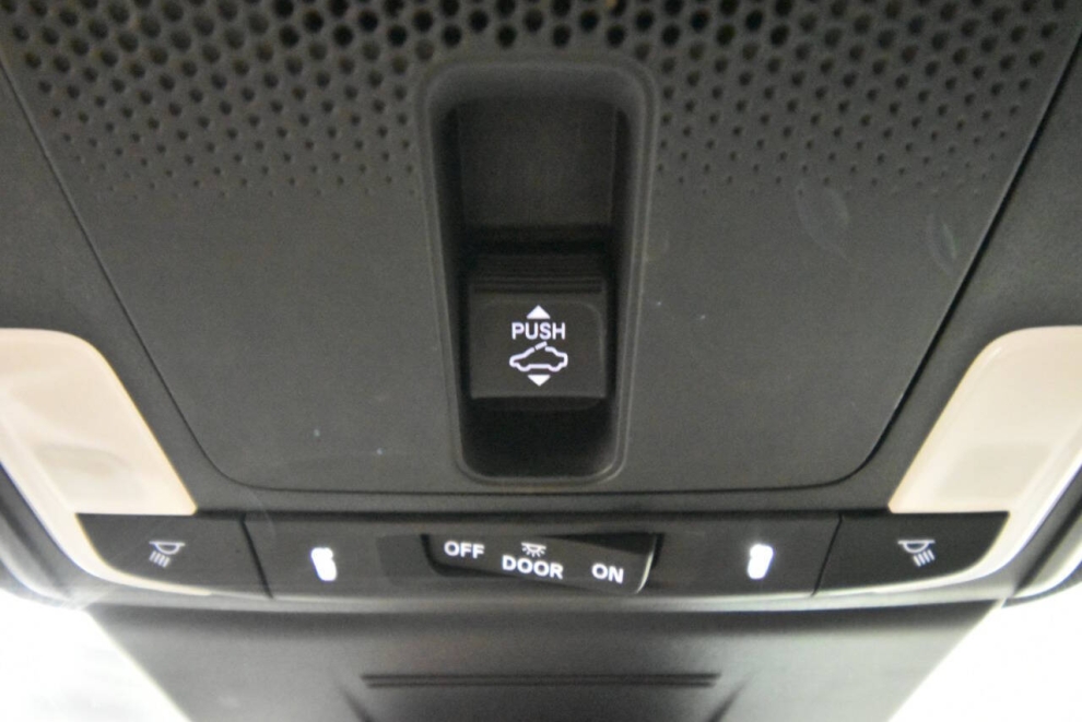 2022 Honda Civic Sport Touring 4dr Hatchback CVT, Black, Mileage: 84,369 - photo 31