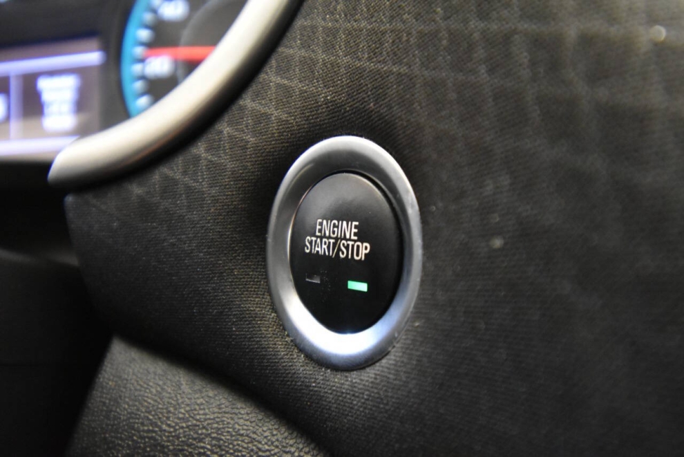 2022 Chevrolet Malibu LT 4dr Sedan, Blue, Mileage: 64,374 - photo 19