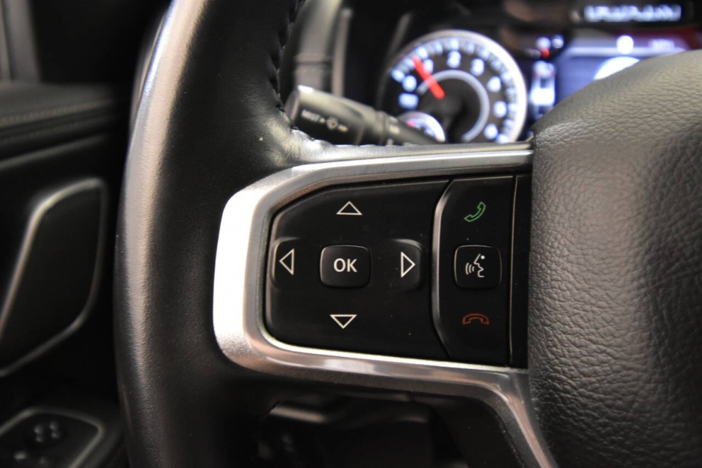 2022 RAM 1500 Laramie 4x4 4dr Crew Cab 5.6 ft. SB Pickup, Blue, Mileage: 75,805 - photo 28
