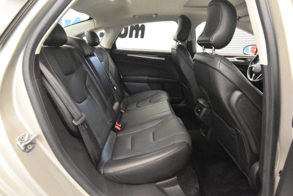 2015 Ford Fusion Titanium 4dr Sedan, Tan, Mileage: 63,046 - photo 16