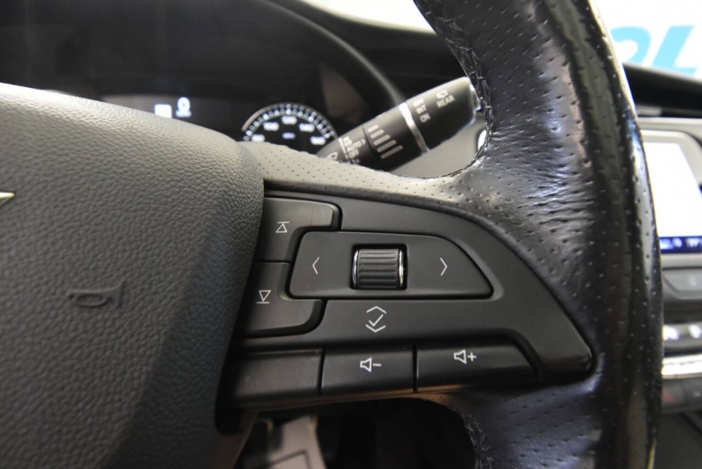 2019 Cadillac XT4 Sport 4x4 4dr Crossover, Gris, Mileage: 87,534 - photo 26