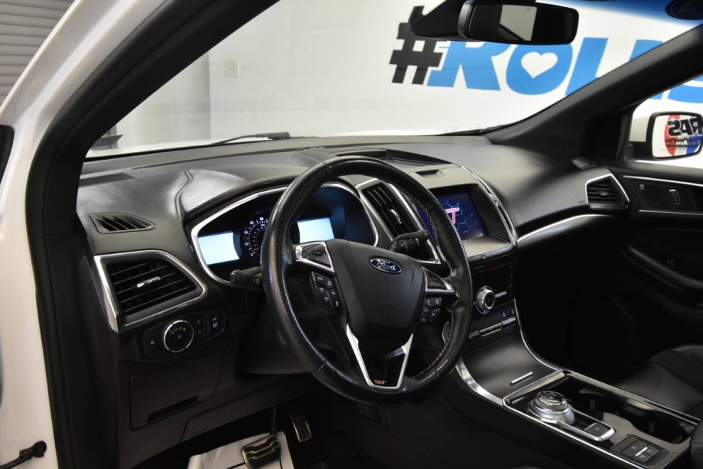 2020 Ford Edge ST AWD 4dr Crossover, White, Mileage: 77,831 - photo 10