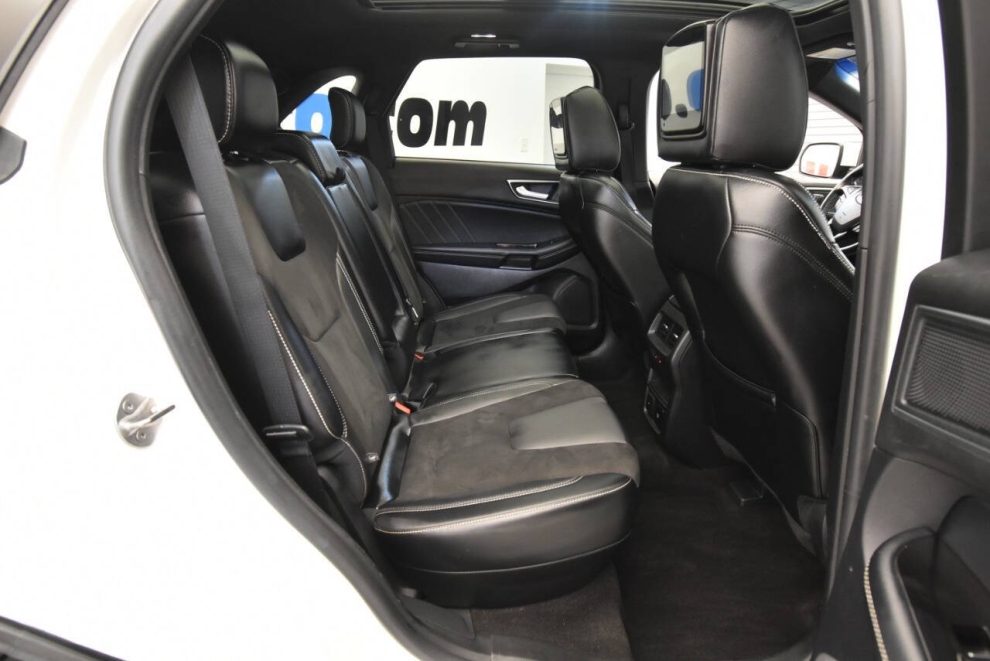 2020 Ford Edge ST AWD 4dr Crossover, White, Mileage: 77,831 - photo 16