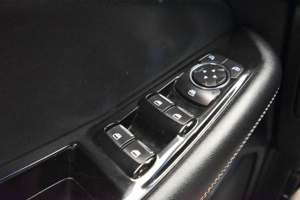 2020 Ford Edge ST AWD 4dr Crossover, White, Mileage: 77,831 - photo 33