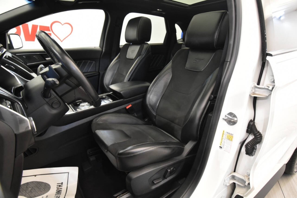 2020 Ford Edge ST AWD 4dr Crossover, White, Mileage: 77,831 - photo 9