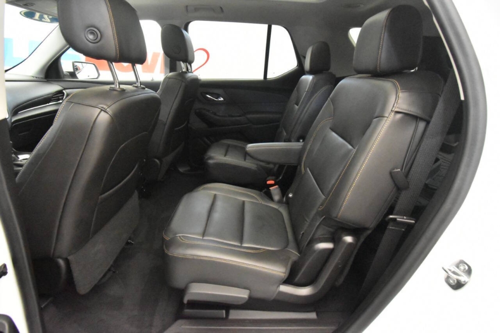 2021 Chevrolet Traverse RS 4x4 4dr SUV, Blanco, Mileage: 101,148 - photo 12