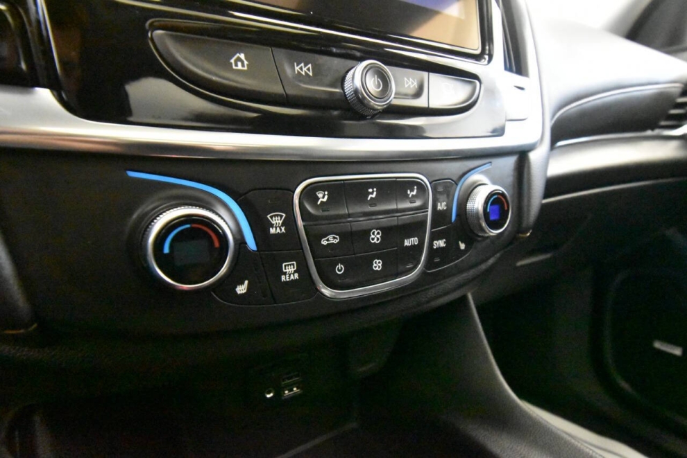 2021 Chevrolet Traverse RS 4x4 4dr SUV, Blanco, Mileage: 101,148 - photo 23