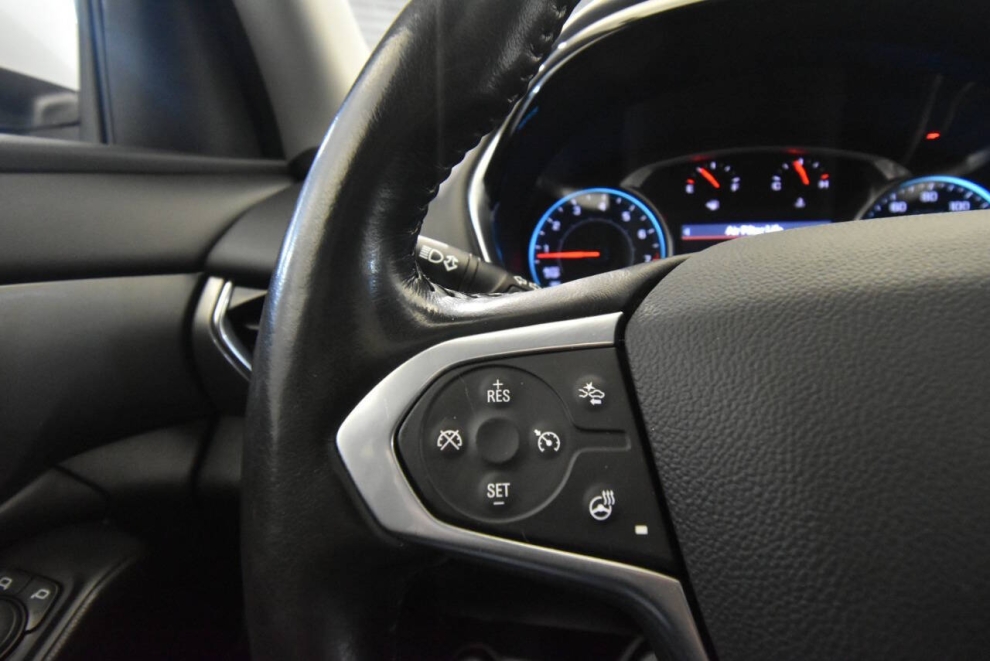 2021 Chevrolet Traverse RS 4x4 4dr SUV, Blanco, Mileage: 101,148 - photo 27
