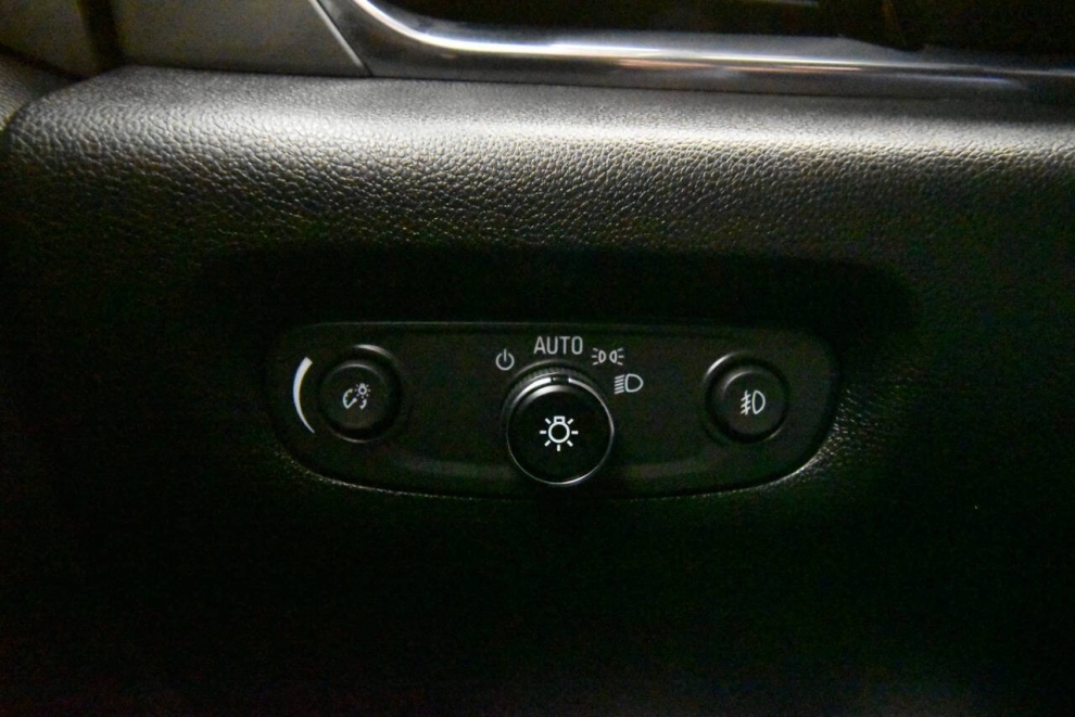 2021 Chevrolet Traverse RS 4x4 4dr SUV, Blanco, Mileage: 101,148 - photo 30