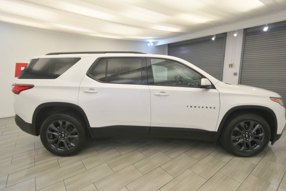 2021 Chevrolet Traverse RS 4x4 4dr SUV, Blanco, Mileage: 101,148 - photo 5