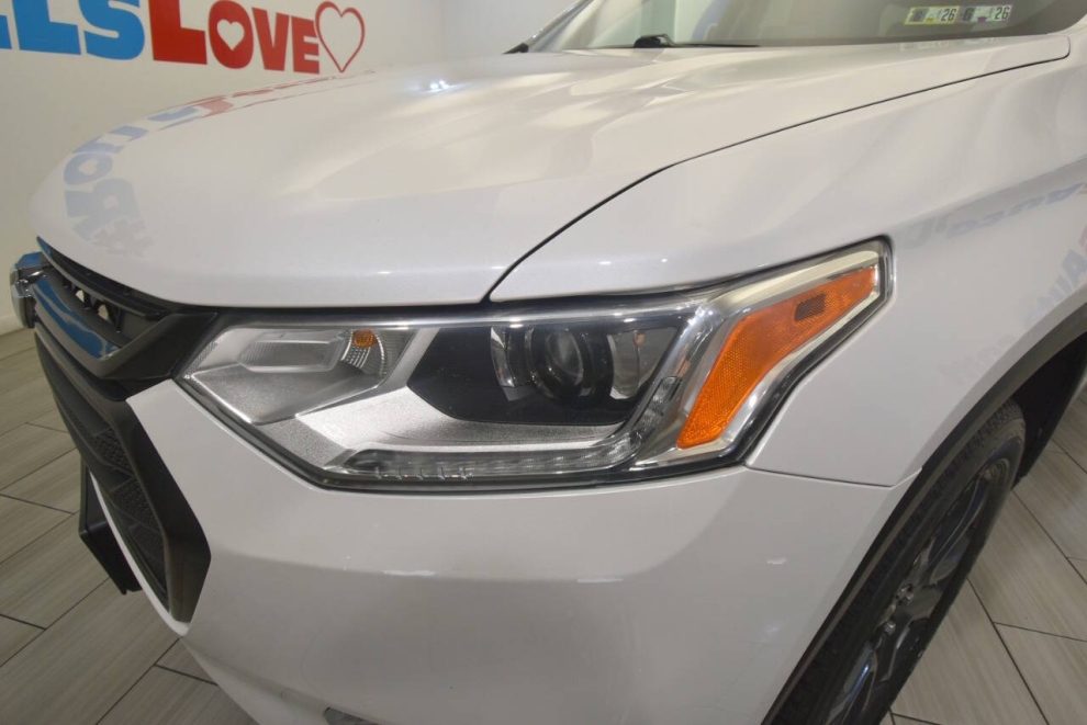 2021 Chevrolet Traverse RS 4x4 4dr SUV, Blanco, Mileage: 101,148 - photo 7