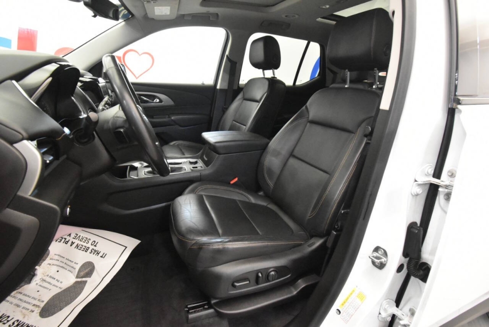 2021 Chevrolet Traverse RS 4x4 4dr SUV, Blanco, Mileage: 101,148 - photo 9