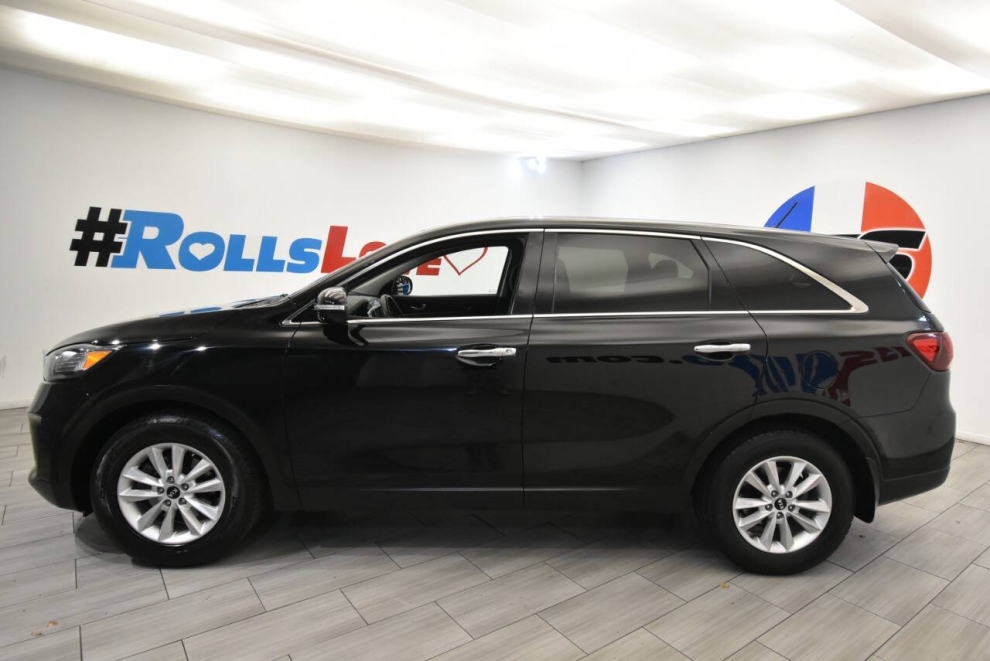 2019 Kia Sorento L, Black, Mileage: 69,091 - photo 1