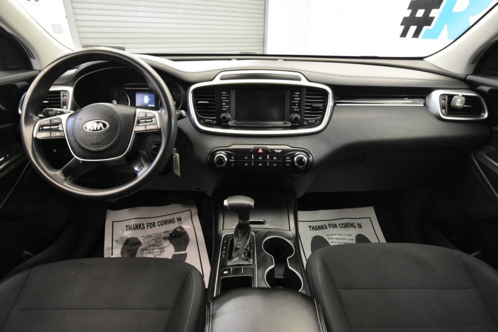 2019 Kia Sorento L, Black, Mileage: 69,091 - photo 18
