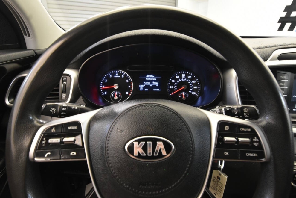 2019 Kia Sorento L, Black, Mileage: 69,091 - photo 22