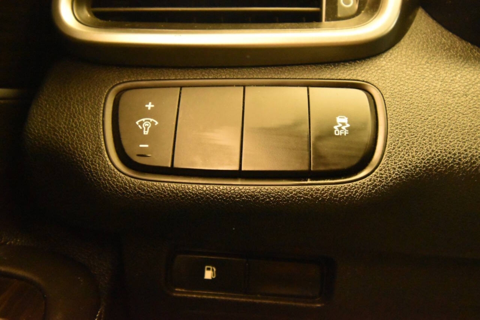 2019 Kia Sorento L, Black, Mileage: 69,091 - photo 26