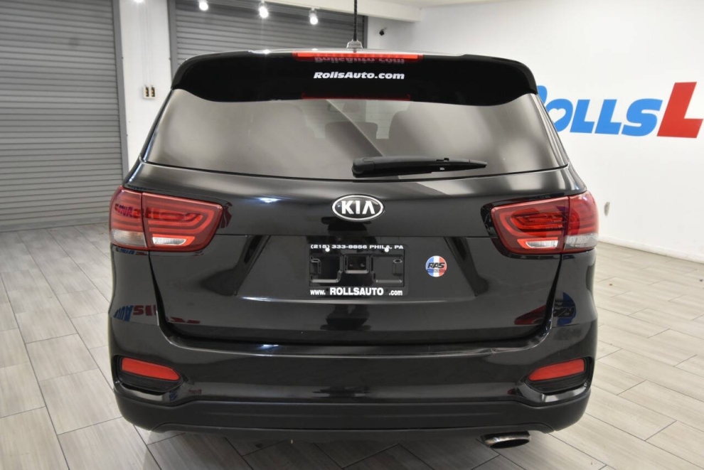 2019 Kia Sorento L, Black, Mileage: 69,091 - photo 3