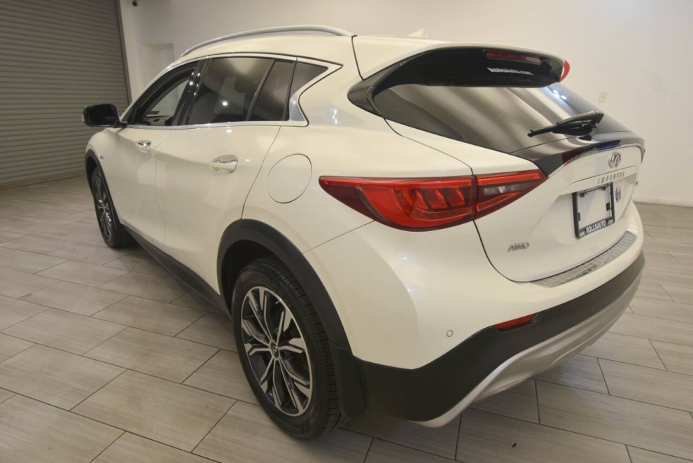 2019 Infiniti QX30 Luxe, W, Mileage: 68,661 - photo 2