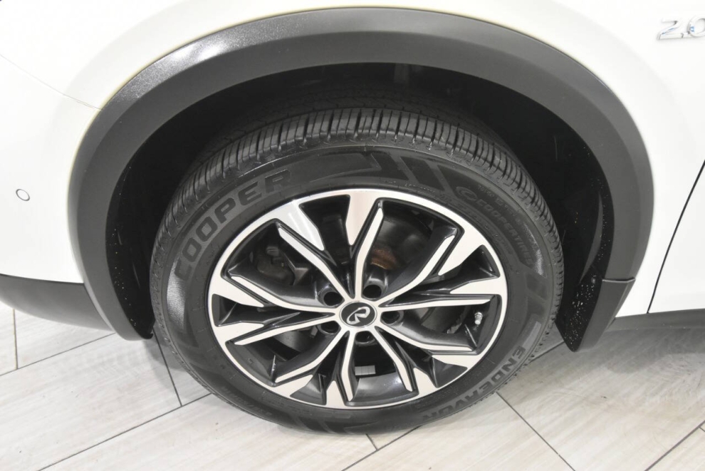 2019 Infiniti QX30 Luxe, W, Mileage: 68,661 - photo 8