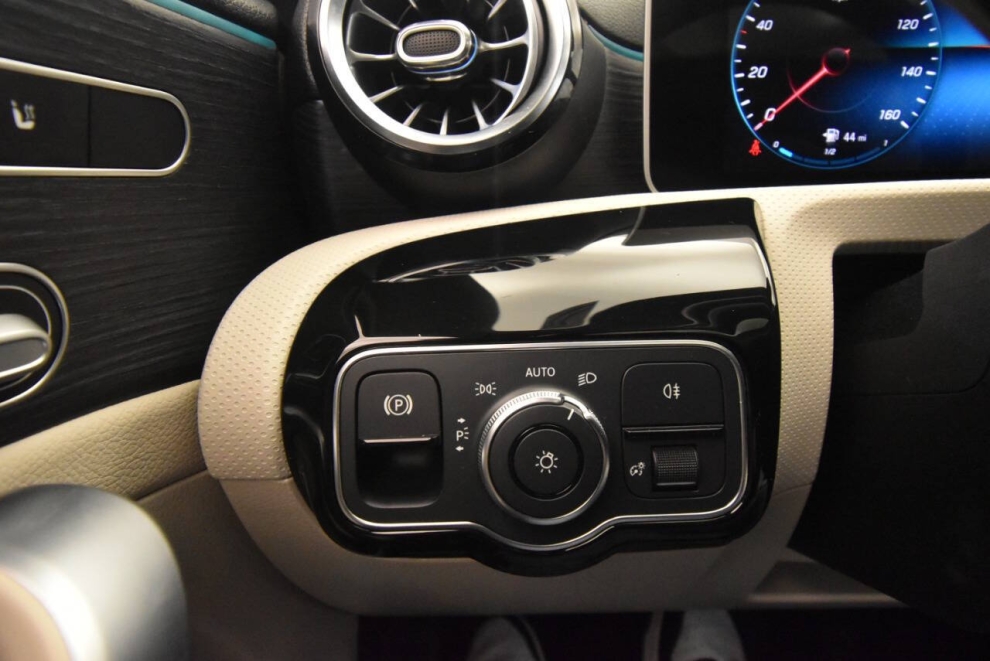 2019 Mercedes-Benz A-Class A 220 4MATIC AWD 4dr Sedan, Champagne, Mileage: 57,220 - photo 29