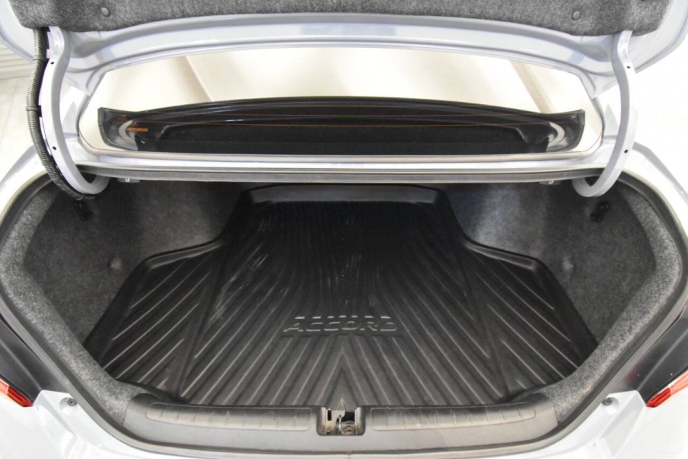2021 Honda Accord Sport Special Edition 4dr Sedan, Azul, Mileage: 87,346 - photo 31