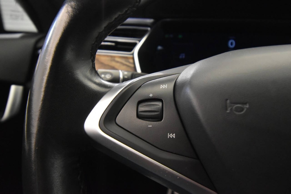 2018 Tesla Model S 100D, Gray, Mileage: 95,749 - photo 22