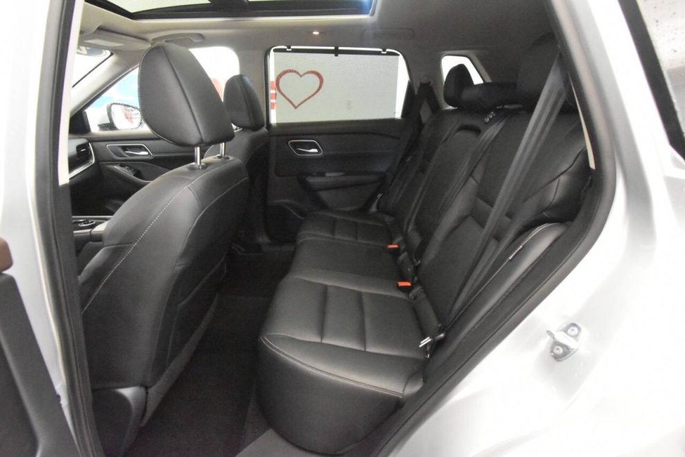 2021 Nissan Rogue SL AWD 4dr Crossover, Plata, Mileage: 81,664 - photo 12