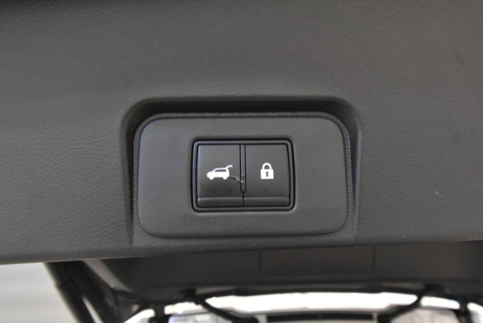 2021 Nissan Rogue SL AWD 4dr Crossover, Plata, Mileage: 81,664 - photo 34